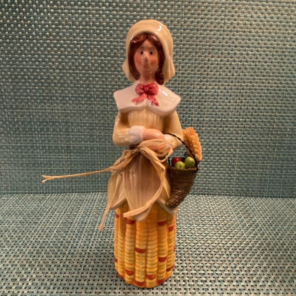 *No longer available * Ceramic Thanksgiving Pilgrim Woman Fall Decor by Ganz